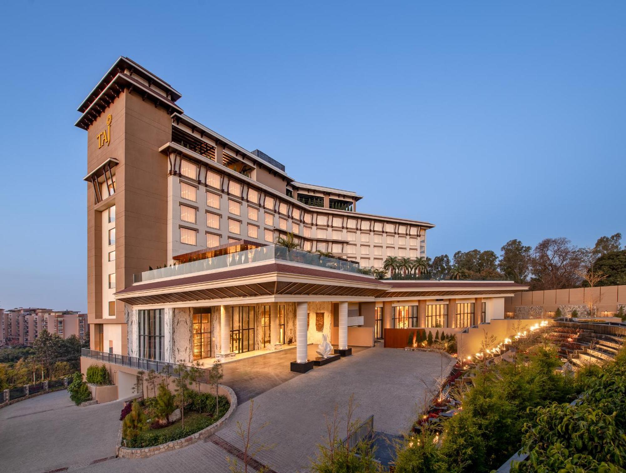 Hotel Taj Mussoorie Foothills, Dehradun Exterior foto